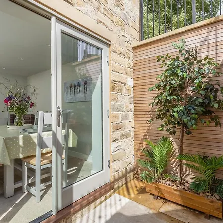 Hilltop Snug Cosy Family In Bustling Town Of In The Yorkshire Dales - Book The Combination Of And Bathrooms You Need 1-4 Bedrooms, 2 Bathrooms