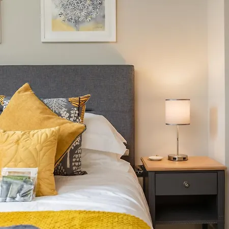Hilltop Snug: Cozy Family Retreat In Pateley Bridge