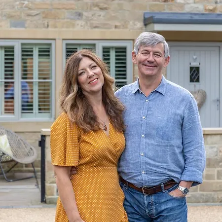 招待所 Hilltop Snug Cosy Family In Bustling Town Of In The Yorkshire Dales - Book The Combination Of And Bathrooms You Need 1-4 Bedrooms, 2 Bathrooms 佩特利布里奇