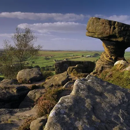Guest house Hilltop Snug: Cozy Family Retreat In Pateley Bridge